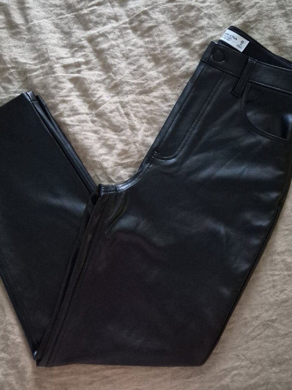 Abercrombie & Fitch Ankle Straight Ultra High Rise Faux Leather pants Size 26Reg